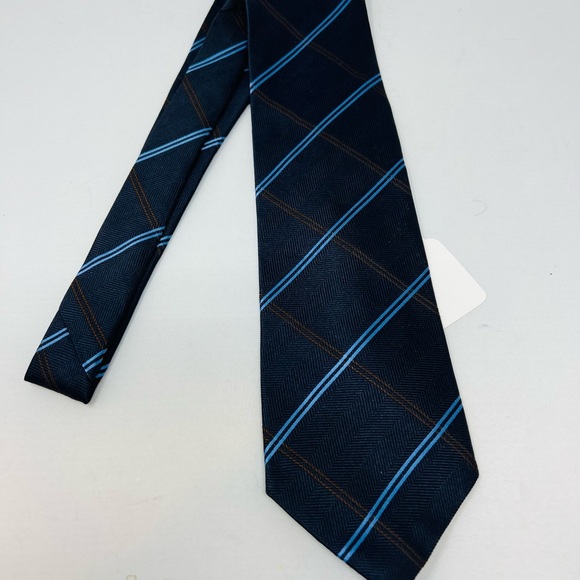 TALLIA**100% Italian Silk Gray Gorgeous Tie***NEW - Picture 4 of 4